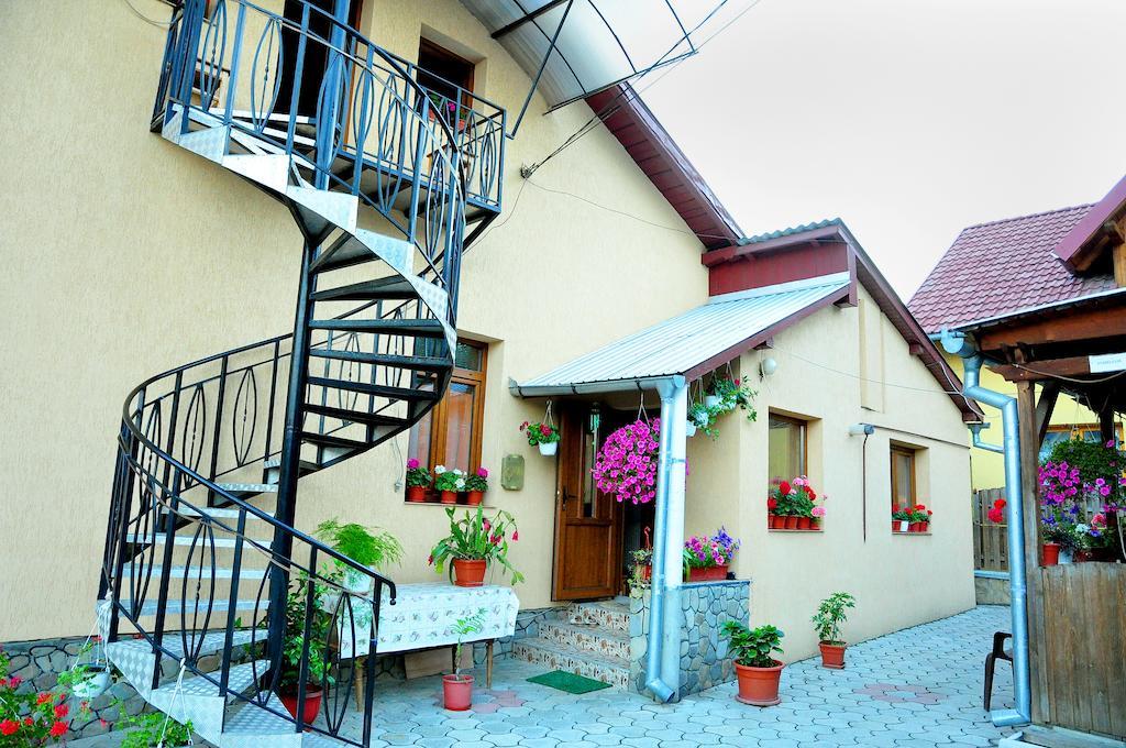 Casa Maria Hotel Gura Humorului Exterior photo